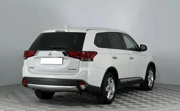 Mitsubishi Outlander, III Рестайлинг 2 — фото 2