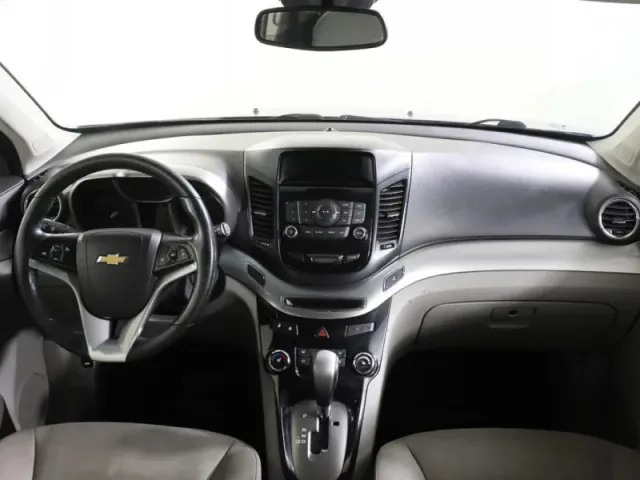 Chevrolet Orlando — фото 12