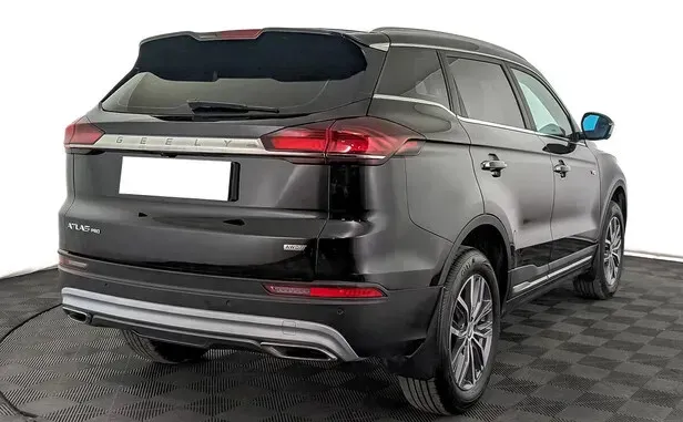 Geely Atlas Pro — фото 2