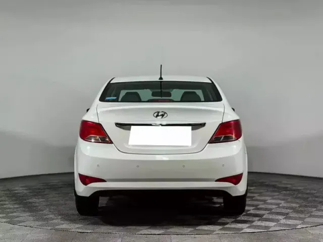 Hyundai Solaris, I Рестайлинг — фото 4