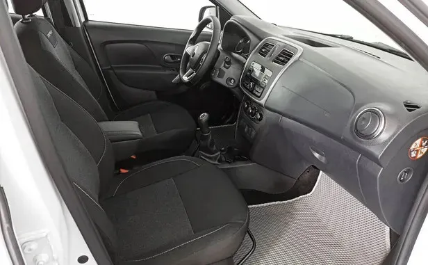 Renault Logan, II Рестайлинг — фото 5