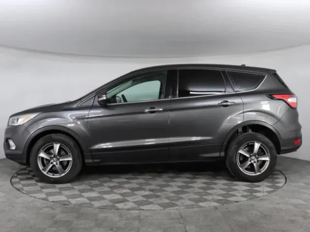 Ford Kuga, II Рестайлинг — фото 8
