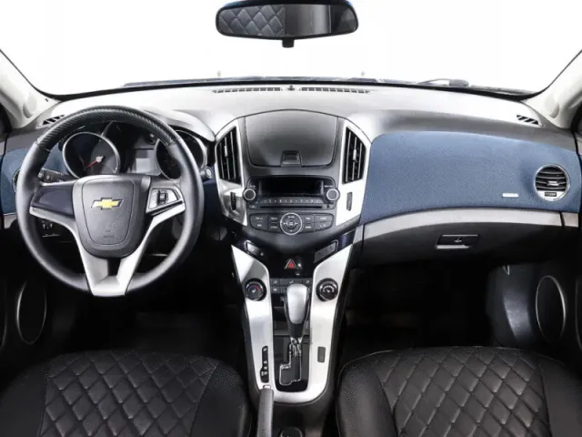 Chevrolet Cruze, I Рестайлинг — фото 10