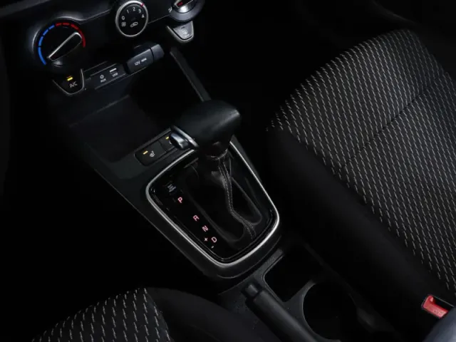 Kia Rio, IV — фото 12