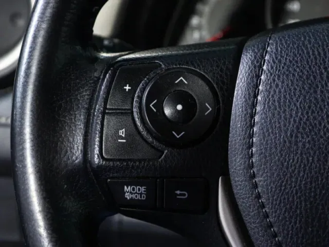 Toyota RAV4, IV (XA40) — фото 16
