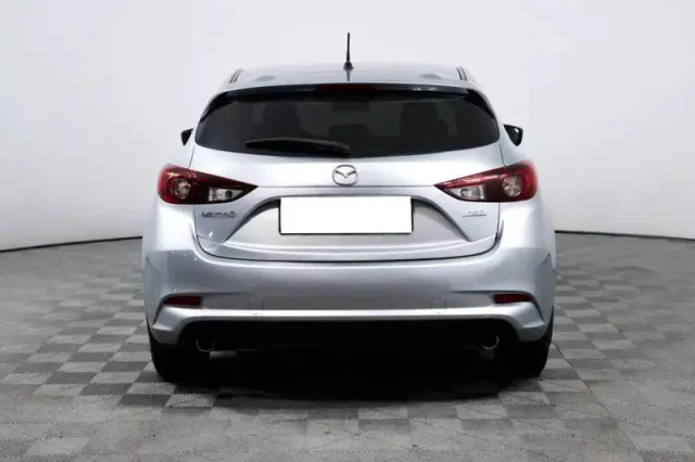 Mazda 3 — фото 6