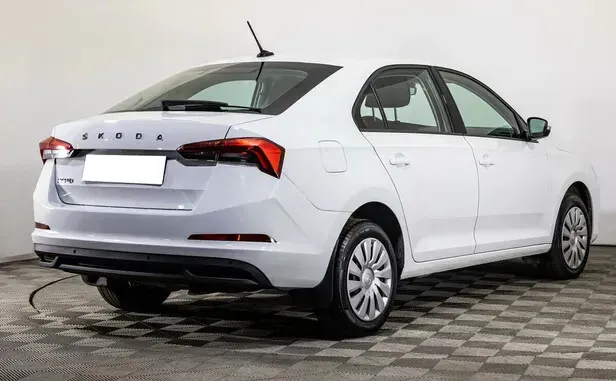 Skoda Rapid, II — фото 2