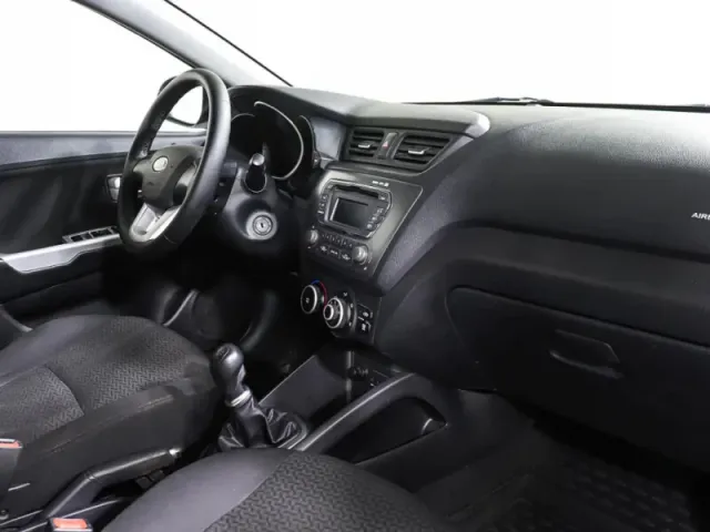 Kia Rio, III — фото 12