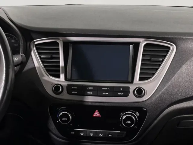 Hyundai Solaris, II — фото 13