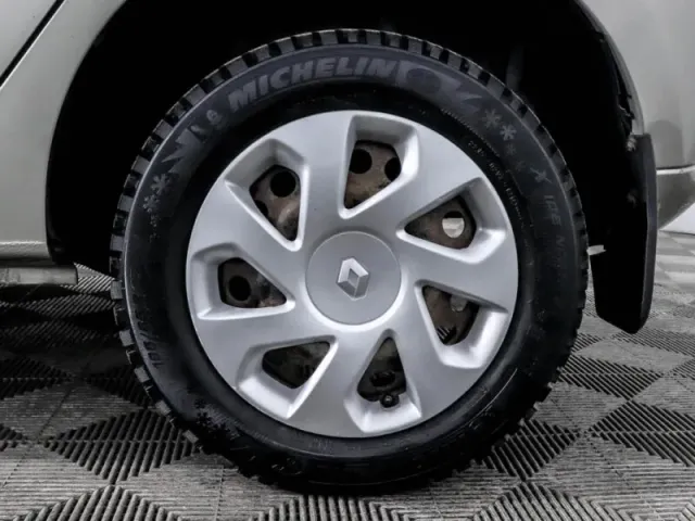 Renault Sandero, II — фото 7