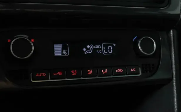 Volkswagen Polo, V Рестайлинг — фото 10